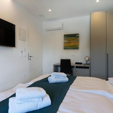 Sonia Rooms Pula Exterior foto