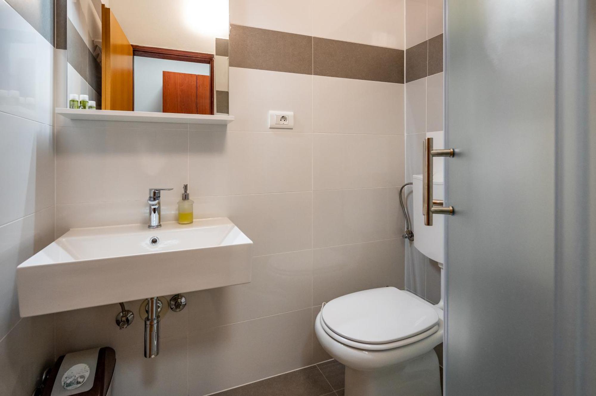 Sonia Rooms Pula Exterior foto