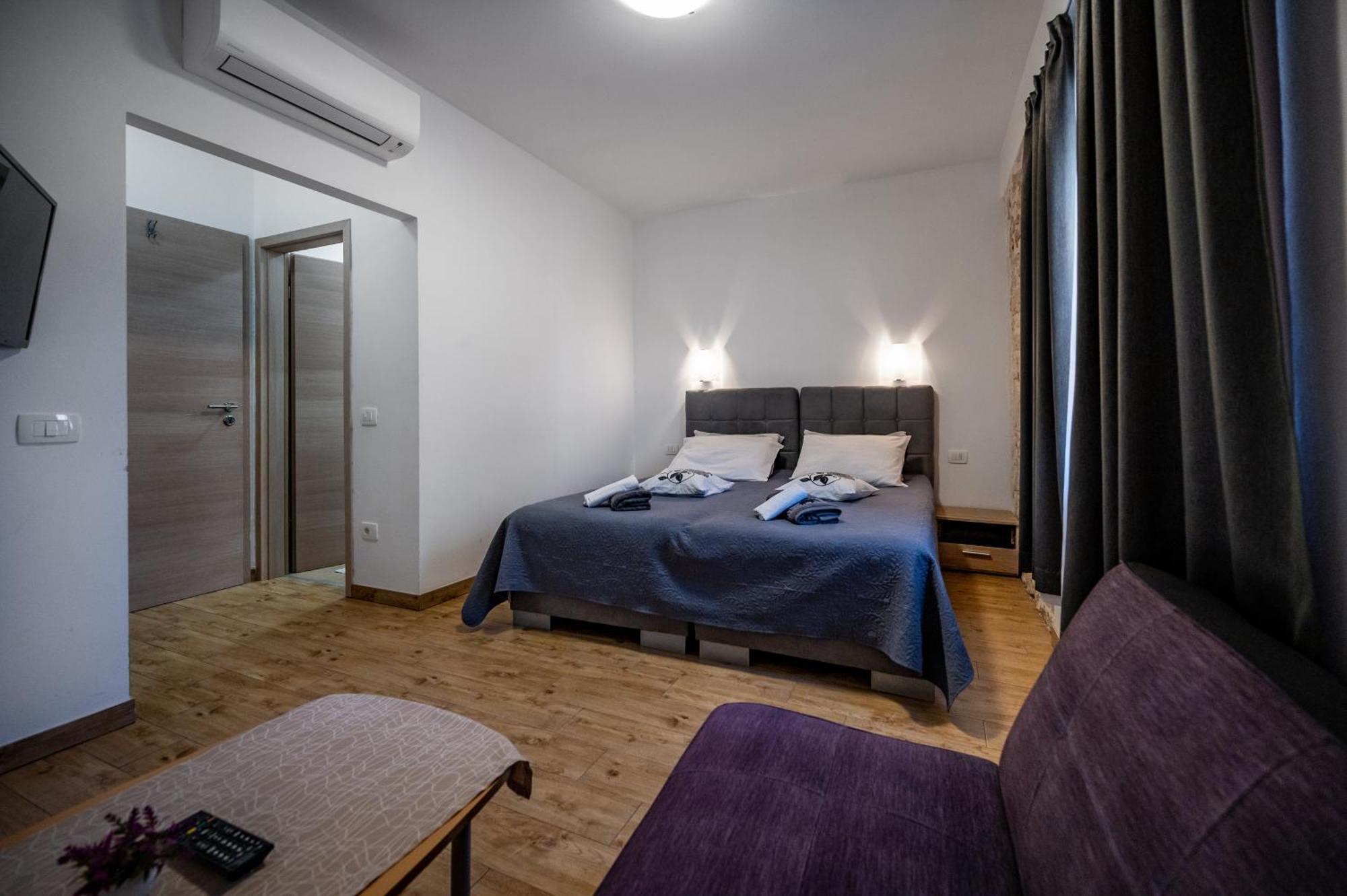Sonia Rooms Pula Exterior foto