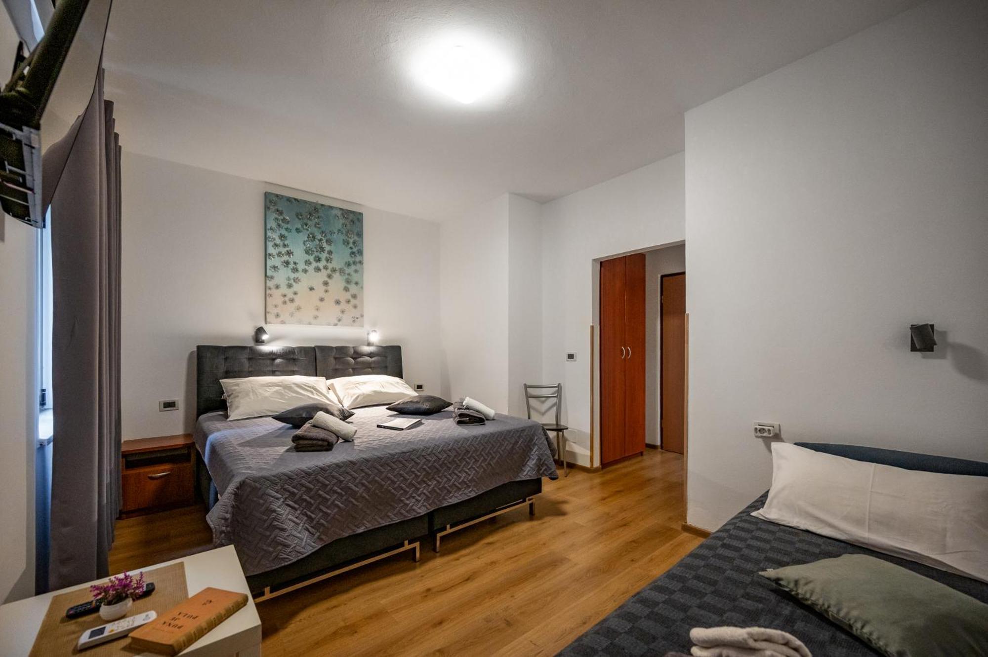 Sonia Rooms Pula Exterior foto