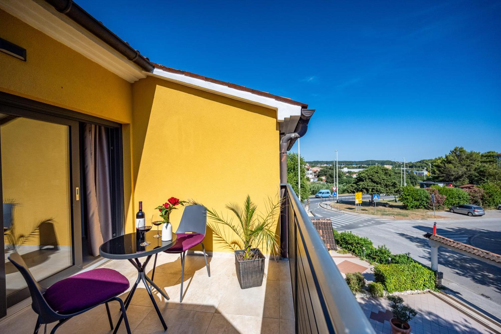 Sonia Rooms Pula Exterior foto